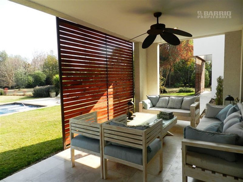 Imagen 10 de 30 de Casa En Venta De 4 Dormitorios En Colina