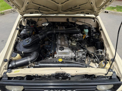 Toyota Fzj 73 Modelo: 1995 Motor: 4.500