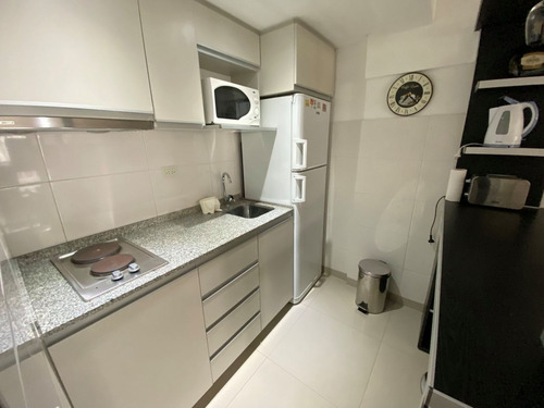 Mono Ambiente 38m2 Palermo Hollywood C/ Balcón Y Amenities