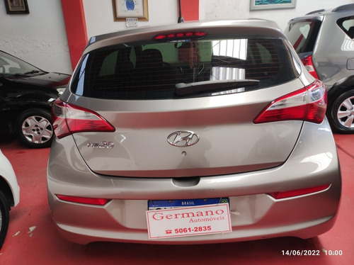 Imagem 2 de 6 de Hyundai Hb20 1.0 Comfort Flex Mec. Cinza 2018