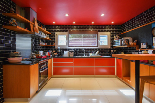 Venta Casa 7 Ambientes Con Jardín Y Pileta En Martinez