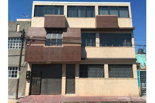 Venta  O Renta De  Edificio  Con Salón De Fiestas Muy Amplio  Ideal Para Giros Diversos