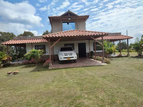Se Vende Casa Campestre En Yolombó