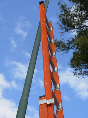 Escaleras Dielectrica Fibra Extensible 24 Escalones 6.30 M Naranja