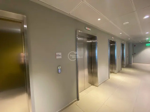 Oficina En Arriendo En Lo Barnechea