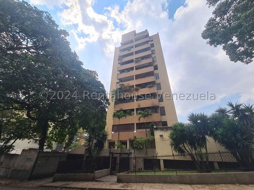 Bello, Cómodo, E Iluminado Apartamento 24-18221 En Bello Monte 