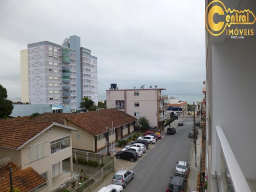 Duplex Com 4 Dormitório(s) Localizado(a) No Bairro Centro Em Balneário Piçarras / Balneário Piçarras - 424
