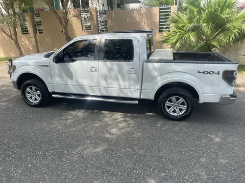 Ford F-150 Lariat 2010