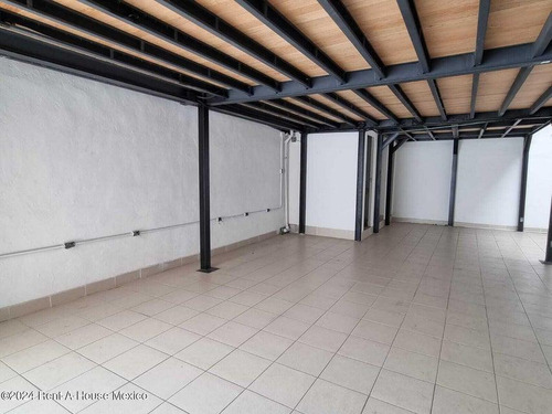 Plaza Comercial En Venta En Xochimilco Av ProLG Division Del Norte 24-3457 Cr