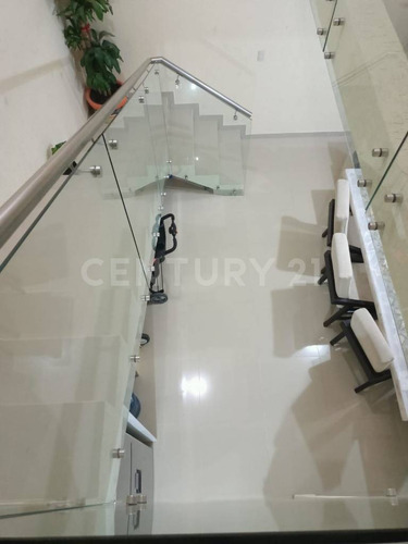 Casa En Venta En Lomas De Banthi, San Juan Del Río, Queretaro.