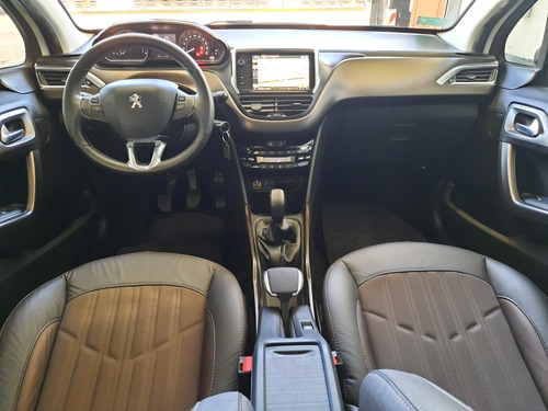 Peugeot 2008 Feline 1.6 Año 2016 Kms 36.000 Unico Dueño