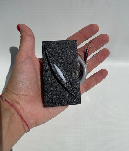 Imagen 6 de 10 de Lector De Tarjetas Em (125 Khz) Wiegand 26 Marca Zkteco