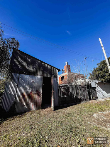 Casa En Alquiler - 1 Dormitorio 1 Baño - 195mts2 - Villa Elisa, La Plata