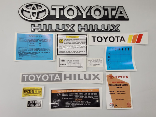 Toyota Hilux 93/98 Calcomanias Y Emblemas 