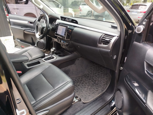 Toyota Hilux Pick-up 2.8 Cd Srx 177cv 4x4 At