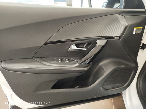 Peugeot 2008 1.0T Active
