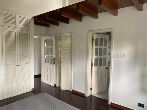 Ss: Vende Casa 25-4103 En La Lagunita Country Club De 709 M2, 5h/7b/20pe