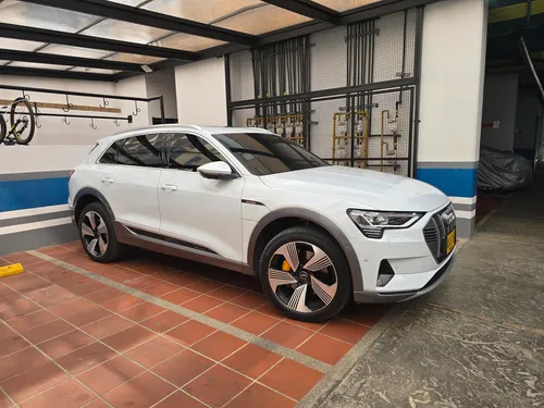 Audi E-tron Prestige