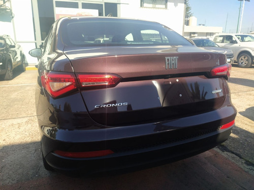 Imagen 14 de 16 de Fiat Cronos Precision 1.8