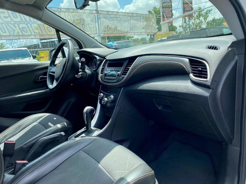 Imagen 4 de 8 de Chevrolet Trax 2018 1.8 Lt At