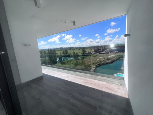 Apartamento Con Linea Blanca De 1 Habitación + Estudio En Alquiler En Cap Cana, Punta Cana