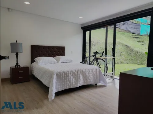 Casa Moderna En Altos De Las Palmas(mls#246252)
