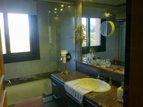 Imagen 28 de 30 de Venta De Casa De 5 Dormitorios En Las Grutas Frente Al Mar