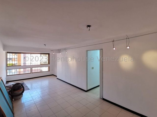 Apartamento En Venta En Parque Prado. Virginia Rey  N 24-815