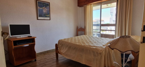 Imagen 13 de 30 de Alquiler Departamentos 2 Ambientes Villa Gesell A 1 Cuadra De La Playa. Paseo 129 Y Av 1 Y Paseo 133 Y Av 1 Leer Descripción