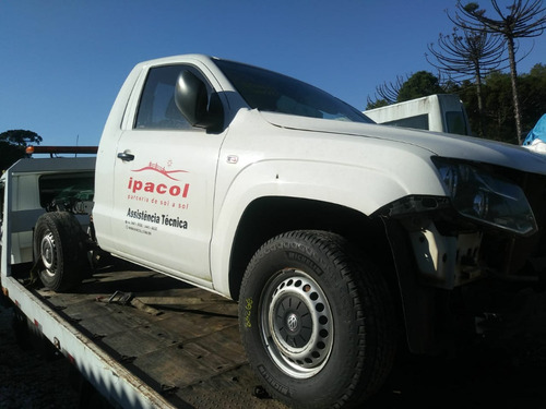 Imagem 1 de 8 de Sucata Volkswagem Amarok 2018 Branca Para Retirada De Peças