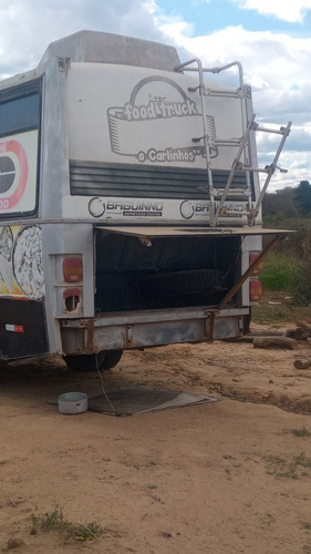 Imagem 4 de 6 de Cai Carolina Micro Onibos Caio Ca