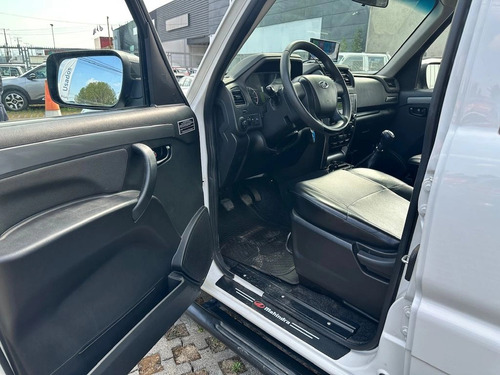 Mahindra Pik Up 2.2 FULL 4X4 DIESEL REFRESH DC MT 4P