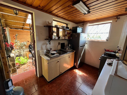 Acogedora Casa Con Vista Al Mar El Quisco