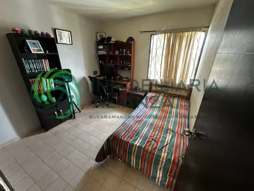 Apartamento En Venta En Mutis. Cod V61704