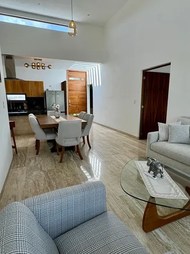 Casa De 1 Planta Con Paneles Solares En Venta En Soluna