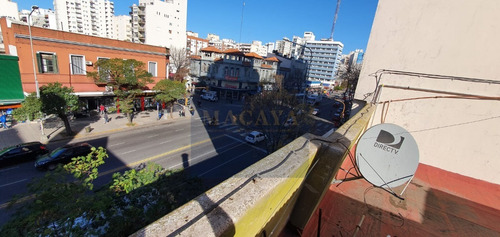 Imagen 10 de 11 de Piso Oficina En Venta Av Independencia E/ Av Luro Y San Martin