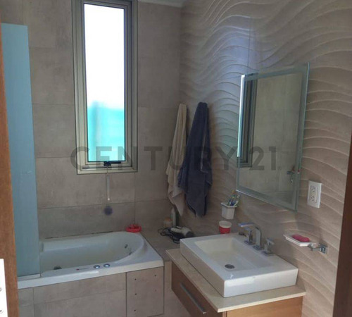 Excelente Casa En Venta En Vistalba, A Tres Cuadras De La Panamericana, Luján De Cuyo, Mendoza