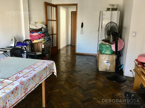 Imagen 7 de 13 de Semipiso De 4 Ambientes Con Balcón En Once - Apto Profesional. Oportunidad De Inversión.