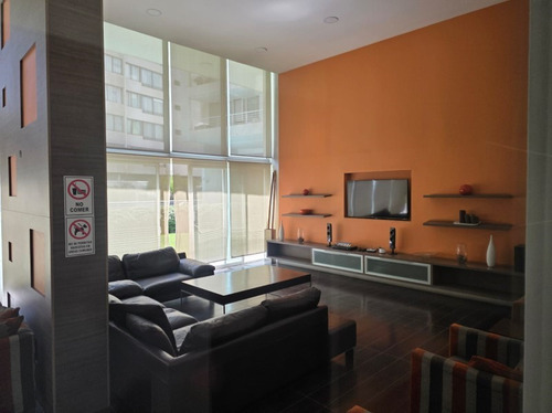 Depto 2 Hab + 2 Baños + 1 Estac + 1 Bod, Metro H. Magallanes