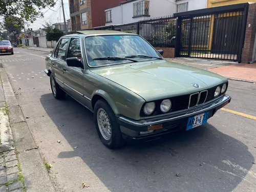 BMW Serie 3 2.3 323i E30