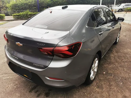 Chevrolet Onix 1.0T Premier Sedan At