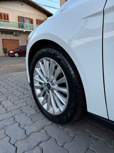 Ford Focus Sedan 2.0 Titanium Plus Powershift Sedan
