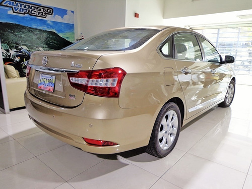 Imagen 5 de 9 de Dongfeng A60 2022 4x2 Automático