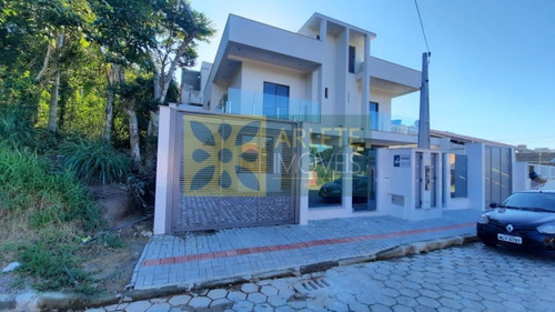 Imagem 5 de 6 de Casa No Bairro Centro Em Bombinhas Sc - 2450