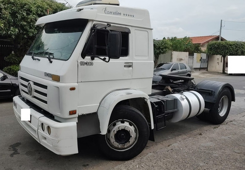 Imagem 2 de 13 de Volkswagen 18-310 2005 4x2 Branco