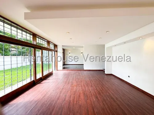 Casa En Alquiler - Mls #25-10738