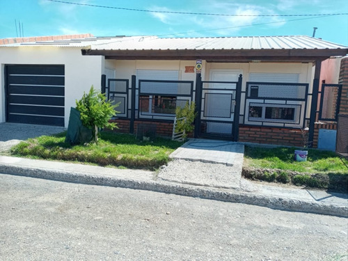 Imagen 2 de 18 de Venta De Casa En Comandante Luis Piedrabuena Santa Cruz