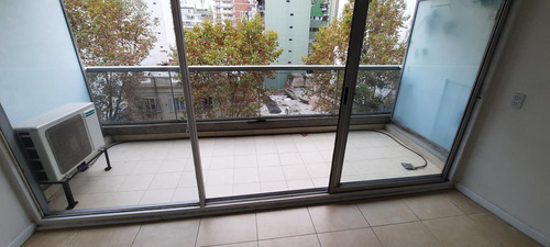 Departamento En Recoleta En Alquiler Con Balcón, Amenities