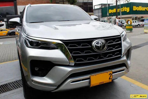 Toyota Fortuner Srv 2023