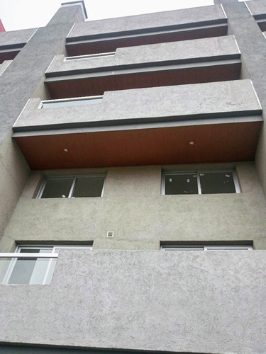Imagen 2 de 11 de Departamento 2 Dormitorios En Carlos Paz. Gran Patio C/asador.